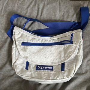 Supreme messenger bag
